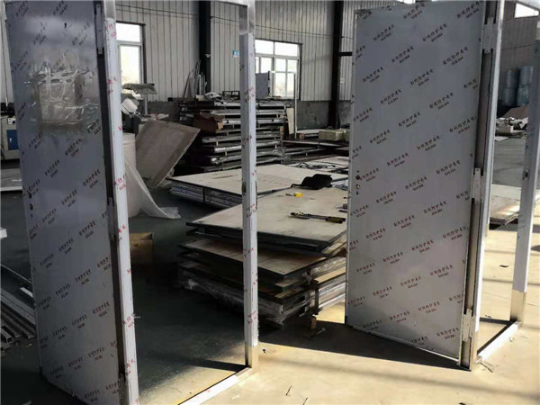 單開生產(chǎn)車間鉛門